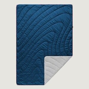 Rumpl Sherpa Puffy Blanket in Deepwater (1-Person)